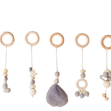 Crochets en bois pour bébé - gris